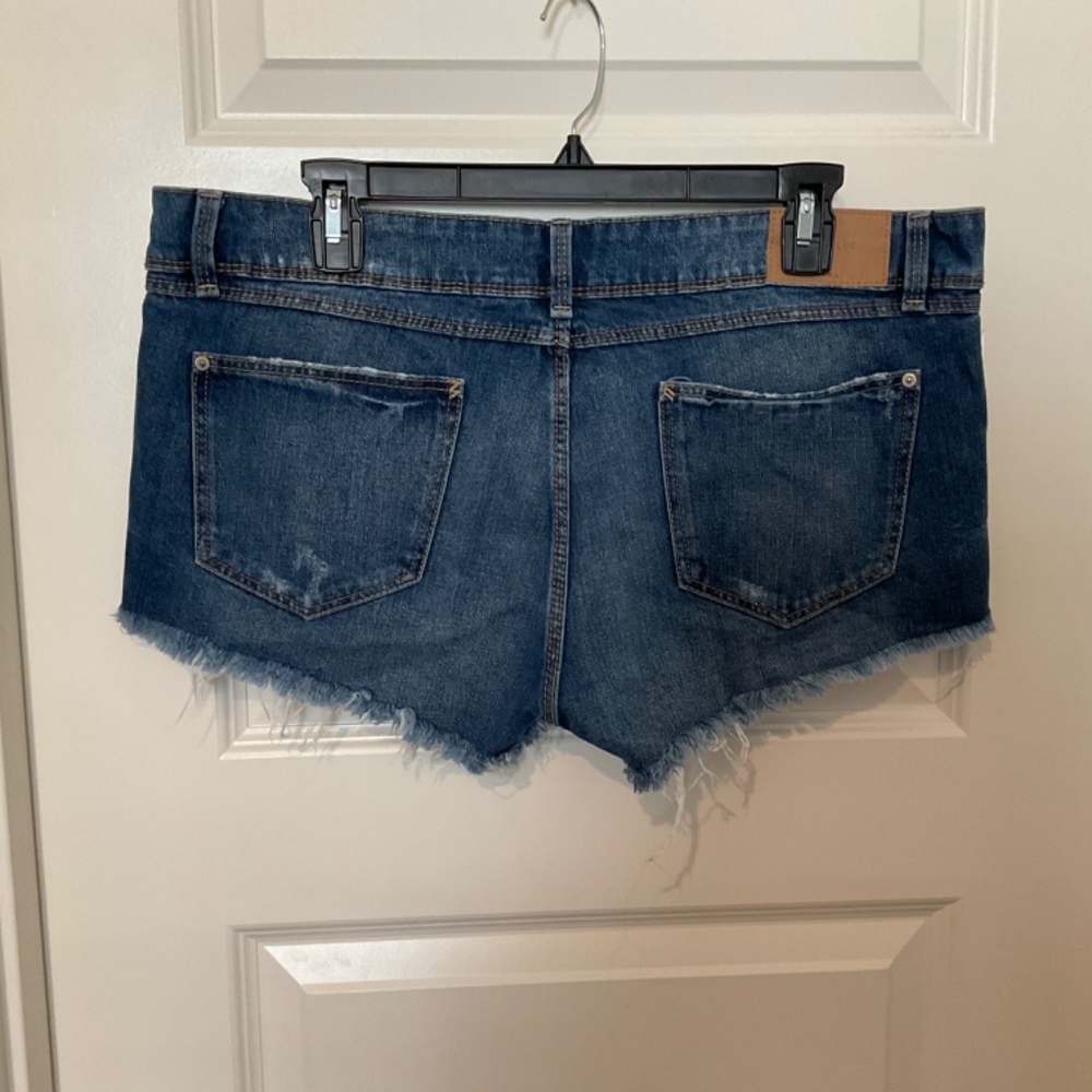 Zara Trafaluc Distressed Jean Shorts - Dark‎ Wash - Size 10 - Picture 4 of 12